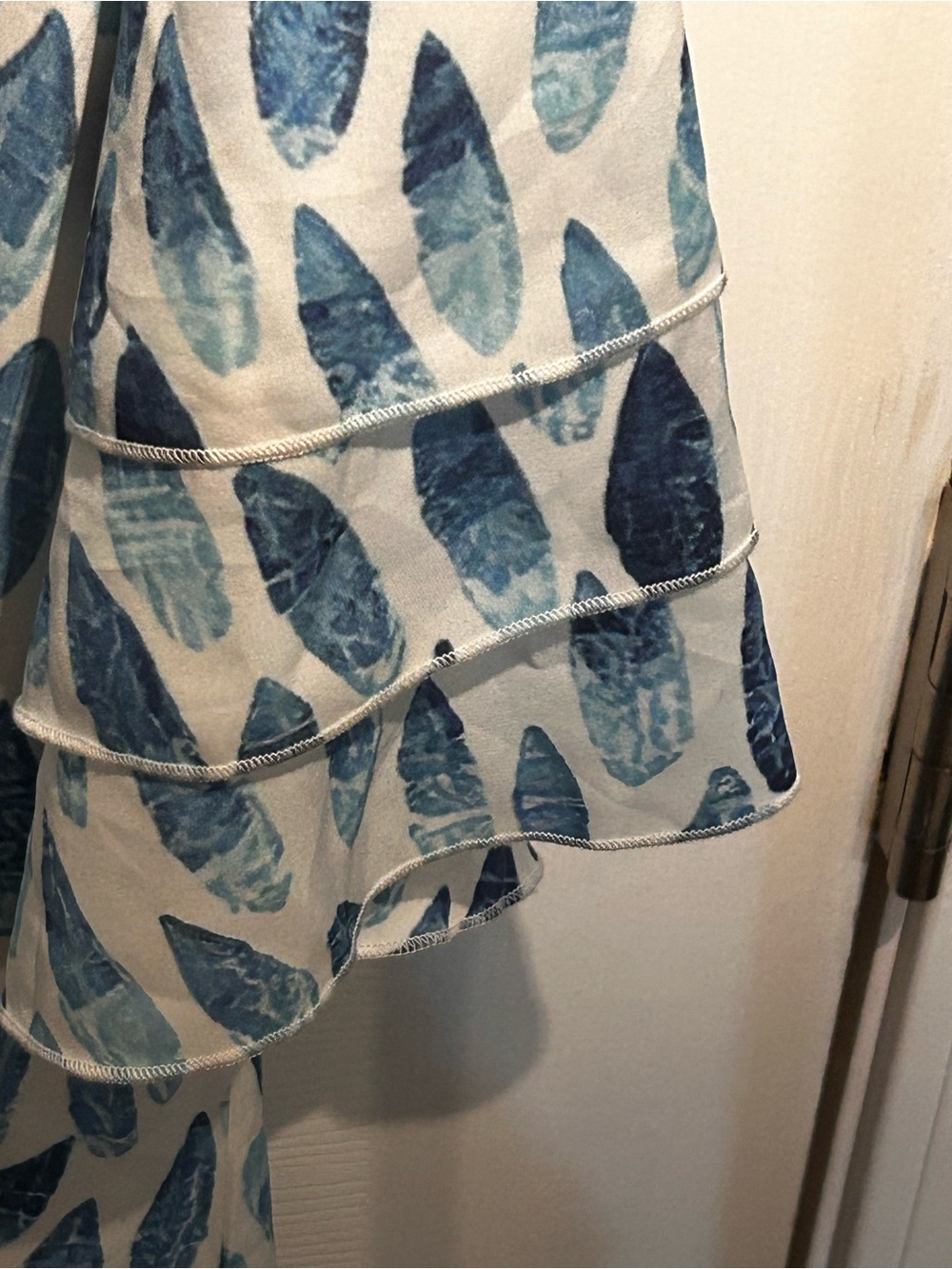 Amazon Blue Leaf-Print V-Neck Long Sleeve Dress - Picture 4 of 4
